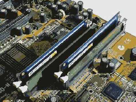 RDRAM (Rambus DRAM) - Rambus-